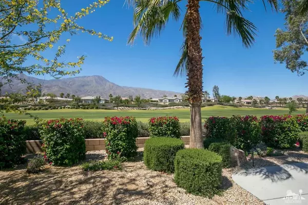 La Quinta, CA 92253,61547 Topaz DR