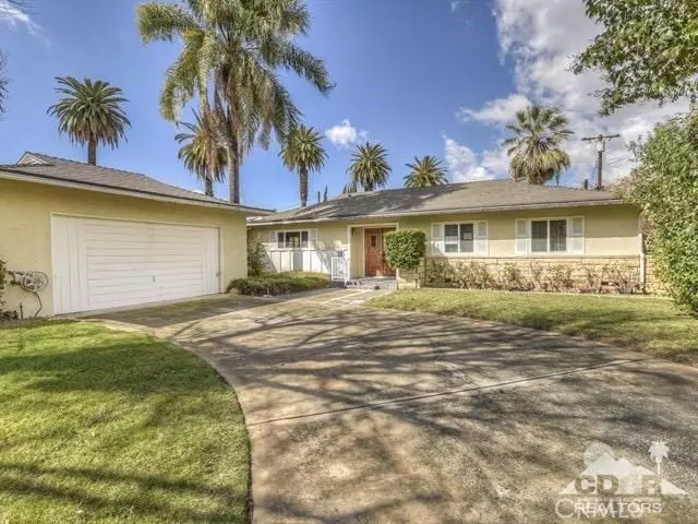 820 Serpentine DR, Redlands, CA 92373