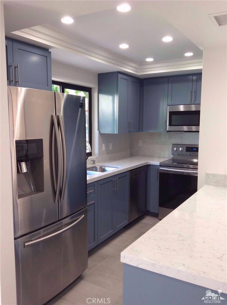 489 E Calle Begonia, Palm Springs, CA 92262