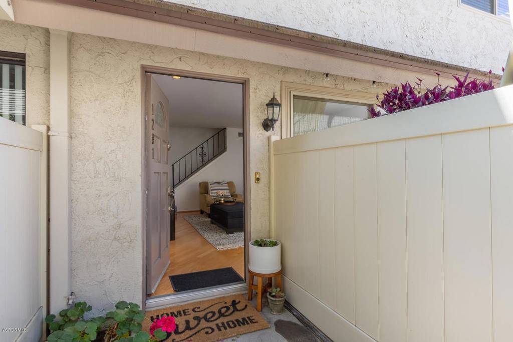 1281 Landsburn CIR, Westlake Village, CA 91361