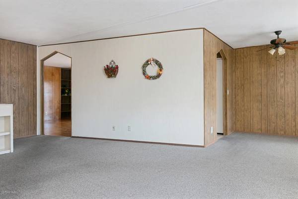 Newbury Park, CA 91320,70 Suzanne CT