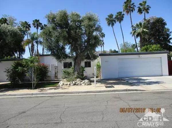 5207 E Cherry Hills DR, Palm Springs, CA 92264