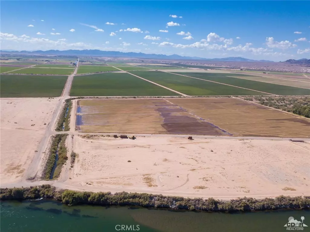 Blythe, CA 92225,0 2.5 Acres by 4th AVE