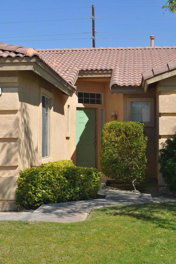 La Quinta, CA 92253,45450 Sunbrook LN