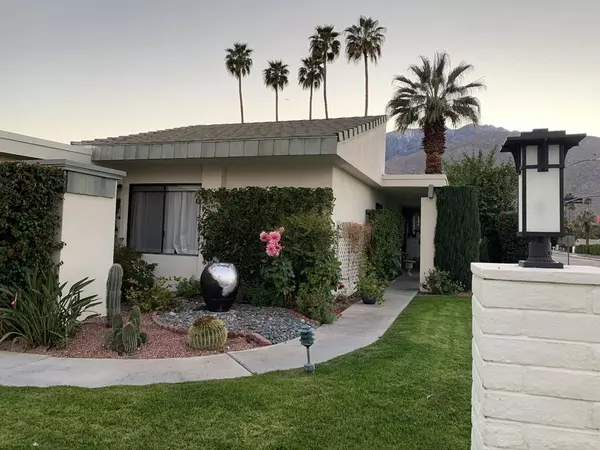 Palm Springs, CA 92264,1001 Saint Thomas CIR