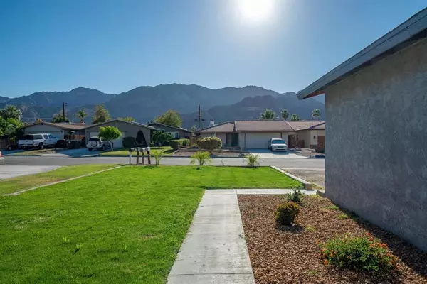 La Quinta, CA 92253,52350 Avenida Martinez