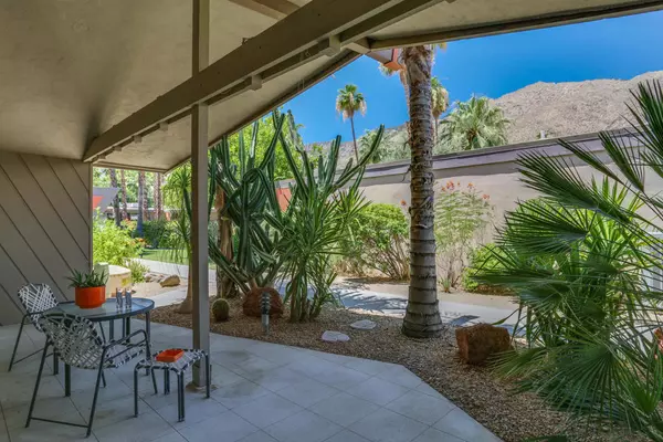 Palm Springs, CA 92264,271 E Twin Palms DR