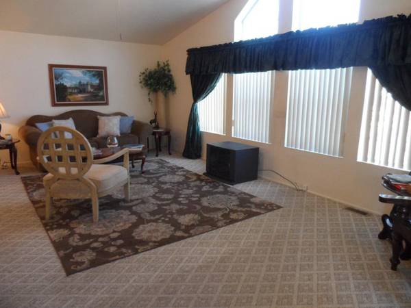 Desert Hot Springs, CA 92240,65565 Acoma AVE #100