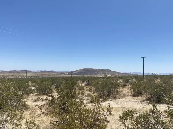 Joshua Tree, CA 92252,64979 Sullivan RD