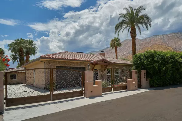 Palm Springs, CA 92262,333 E Valmonte Sur