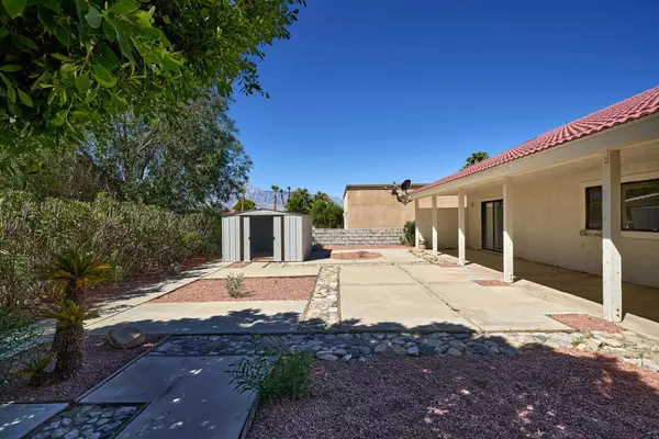 Desert Hot Springs, CA 92240,9641 Siwanoy DR