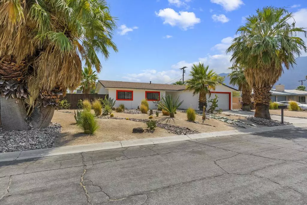 Palm Springs, CA 92262,2391 Wayne RD