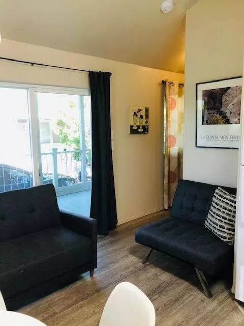 Palm Springs, CA 92264,180 Logenita ST