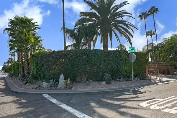 Palm Springs, CA 92262,792 N Calle Rolph