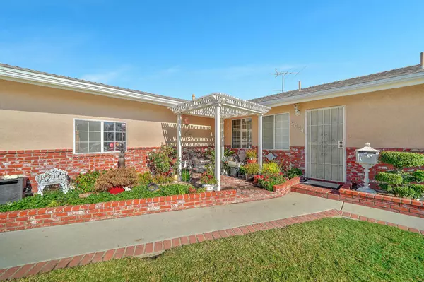 Buena Park, CA 90620,9674 Mount Dana CIR