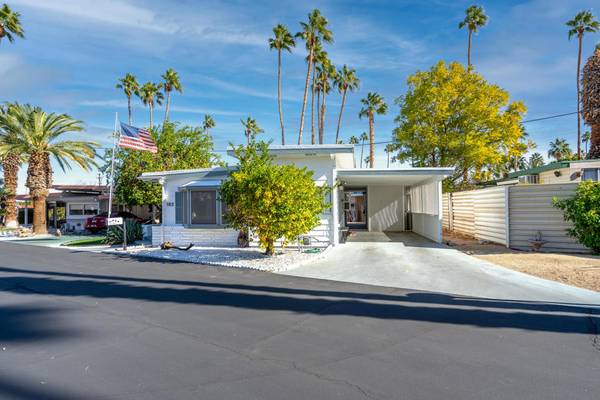 Palm Springs, CA 92264,182 Oasis