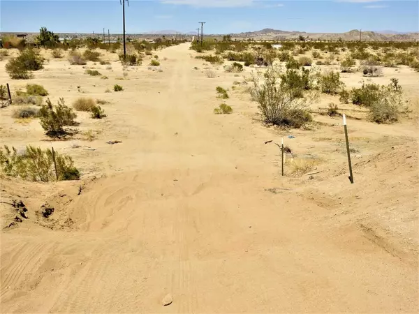 Joshua Tree, CA 92252,0 Desert Trail + Center Ave