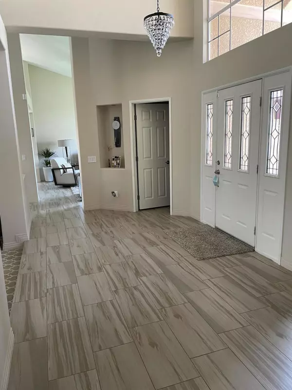 La Quinta, CA 92253,45450 Desert Fox DR