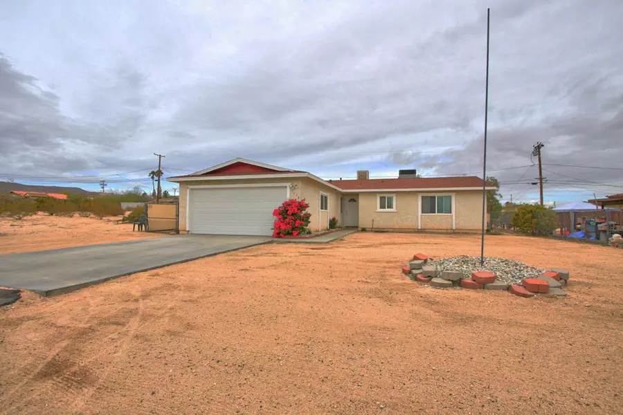 5628 Cahuilla AVE, 29 Palms, CA 92277