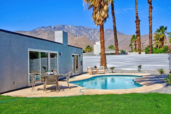 1330 E Racquet Club RD, Palm Springs, CA 92262