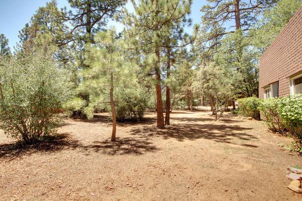 Sugarloaf, CA 92386,661 Victoria LN