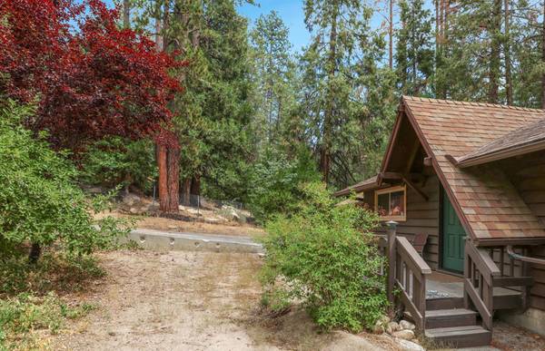 Idyllwild, CA 92549,26220 Pine Dell RD