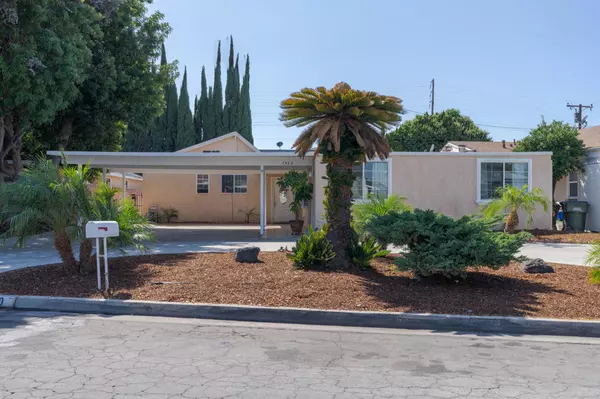 Downey, CA 90240,7520 Dinsdale ST