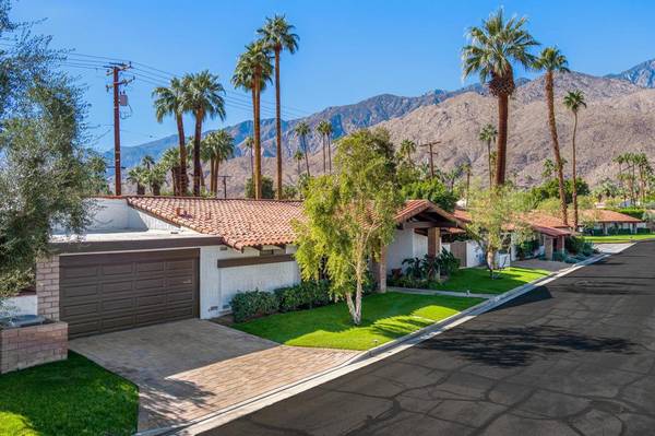 1375 Primavera DR E, Palm Springs, CA 92264