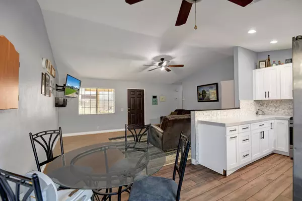 La Quinta, CA 92253,51785 Avenida Bermudas