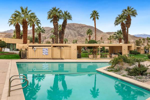 Palm Desert, CA 92260,133 Sandpiper ST