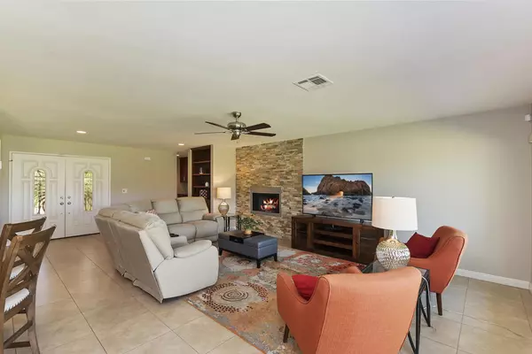 Bermuda Dunes, CA 92203,79008 Bayside CT