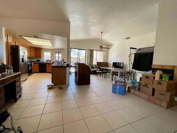 La Quinta, CA 92253,51605 Avenida Carranza