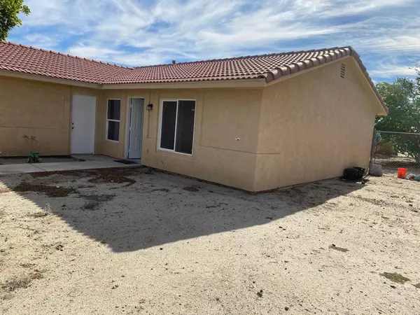 Thermal, CA 92274,1221 Mullet AVE