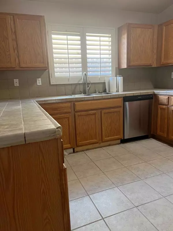 La Quinta, CA 92253,53650 Avenida Obregon