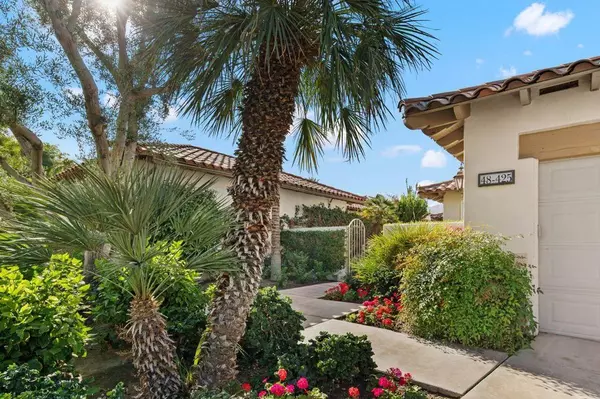 La Quinta, CA 92253,48425 Via Solana