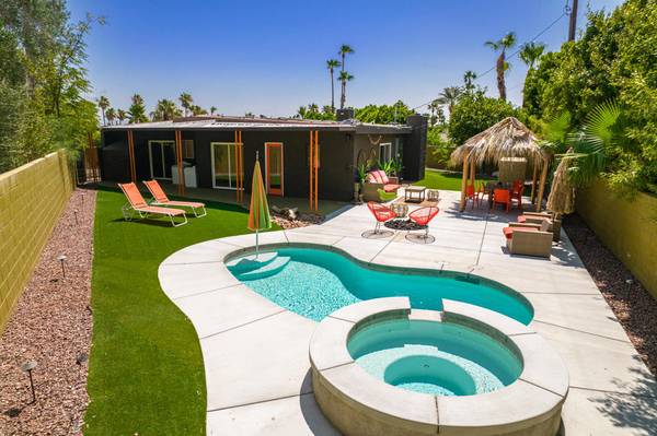 2233 N Cardilllo AVE, Palm Springs, CA 92262