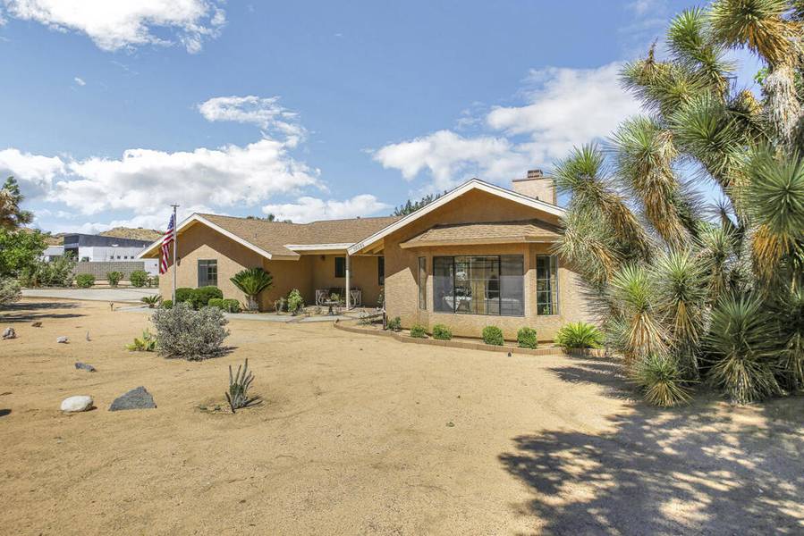 58686 Piedmont DR, Yucca Valley, CA 92284