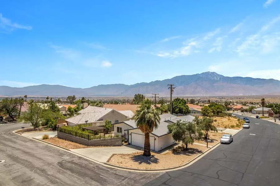 9280 Vista Del Valle, Desert Hot Springs, CA 92240