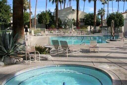 Palm Springs, CA 92264,1424 S Camino Real