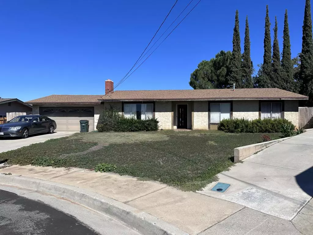 Yucaipa, CA 92399,34380 Pecan AVE