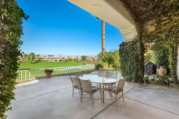 Palm Desert, CA 92211,852 Mesa Grande DR