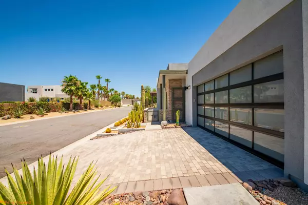 Palm Springs, CA 92262,662 Axis WAY