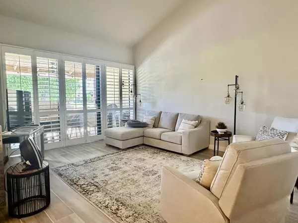 Palm Desert, CA 92260,246 Santa Barbara CIR