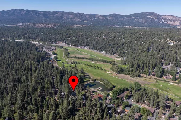 Big Bear, CA 92315,1118 Club View DR