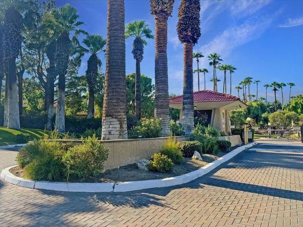 Palm Springs, CA 92262,2822 N Auburn CT E #101