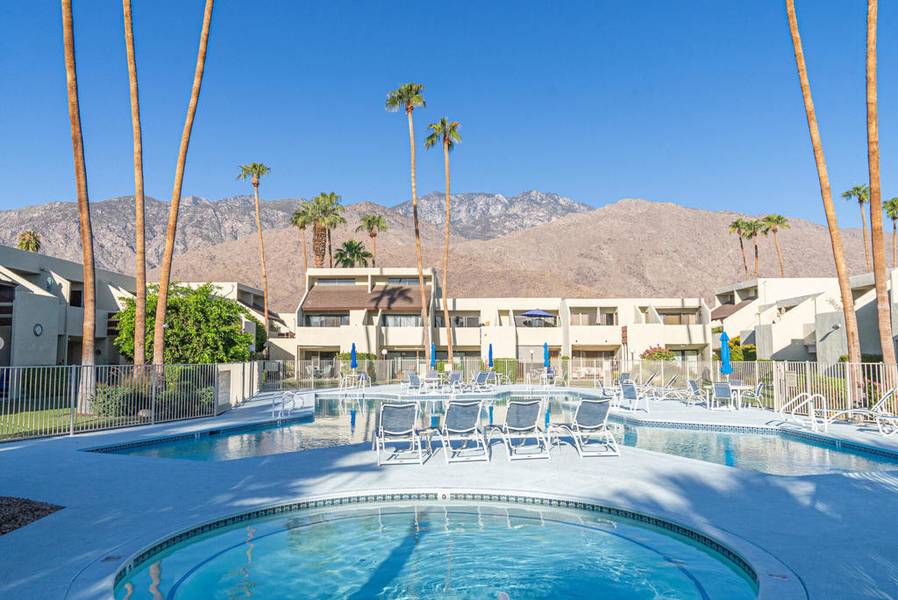 1655 E Palm Canyon DR #411, Palm Springs, CA 92264