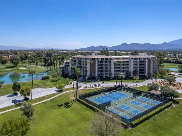 Rancho Mirage, CA 92270,900 Island DR #504