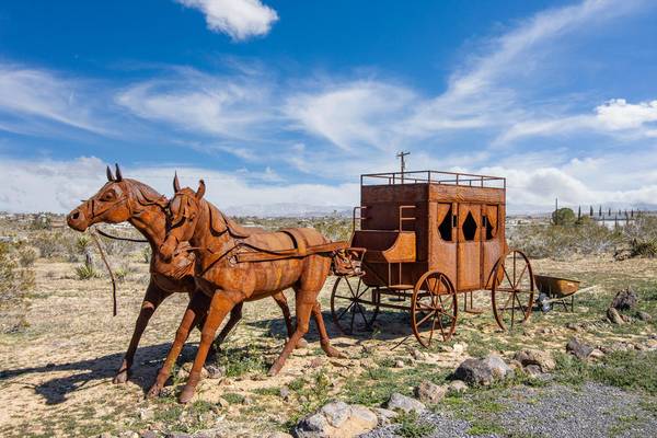 Yucca Valley, CA 92284,55526 Luna Vista LN