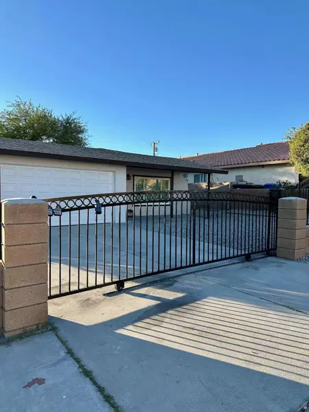 13695 Nahum DR, Desert Hot Springs, CA 92240