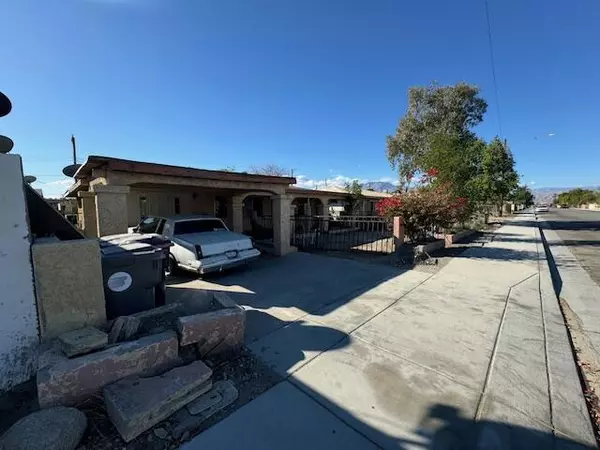 Thermal, CA 92274,87309 Kokell Avenue